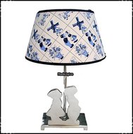 Lamp-Kussend-paartje-aluminium-Delftsblauw